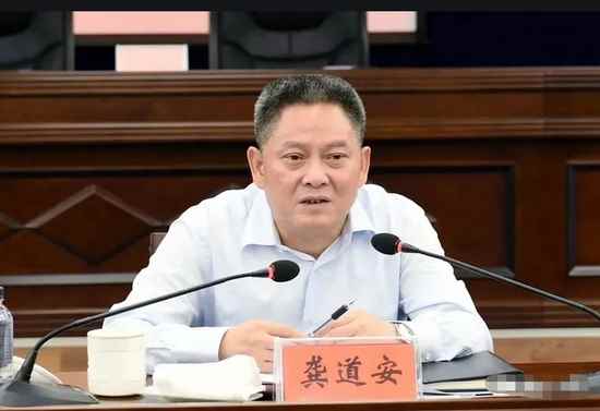 上海公安局长被查引大震荡,打虎开始向警界挥拳?