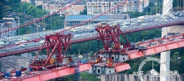 重庆鹅公岩轨道交通专用桥发生钢悬索断裂,使用才2年