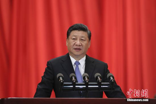 5月4日,纪念马克思诞辰200周年大会在北京人民大会堂隆重举行。中共中央总书记、国家主席、中央军委主席习近平在大会上发表重要讲话。 记者 盛佳鹏 摄 新华社评论员:感悟“千年第一思想家”的真理力量