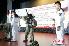 南部战区海军某驱逐舰支队练兵比武：科目紧贴实战